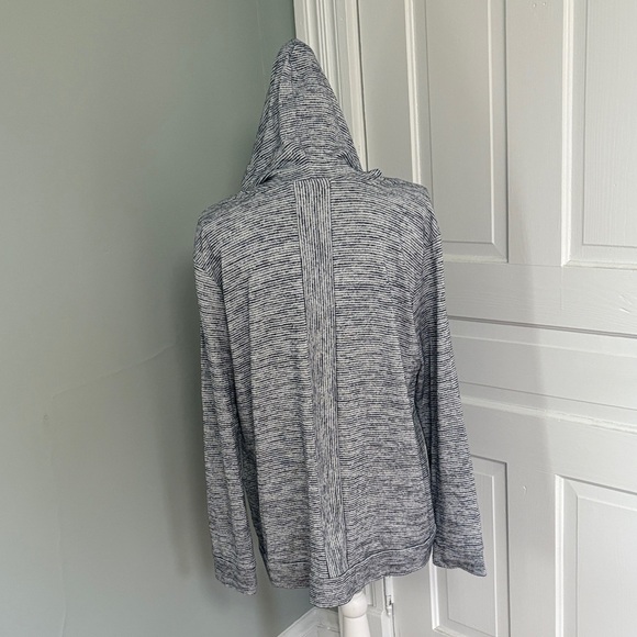 Stitch Fix Market & Spruce Lightweight Gray Hooded women’s Sweater size XL - Picture 3 of 5